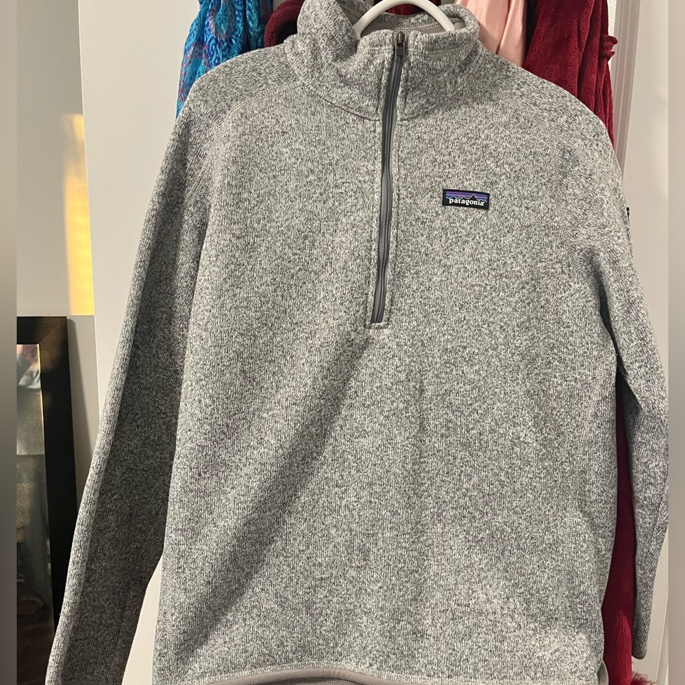 Women’s Patagonia quarter zip